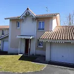 Вилла Closerie De Margot - 019 - Environnement Calme Pour Cette Maison Pouvant Accueillir 4 Personnes Mae-4341 *