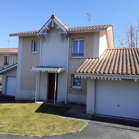 Villa Closerie De Margot - 019 - Environnement Calme Pour Cette Maison Pouvant Accueillir 4 Personnes Mae-4341