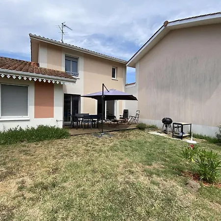 Closerie De Margot - 019 - Environnement Calme Pour Cette Maison Pouvant Accueillir 4 Personnes Mae-4341 * Soulac-sur-Mer